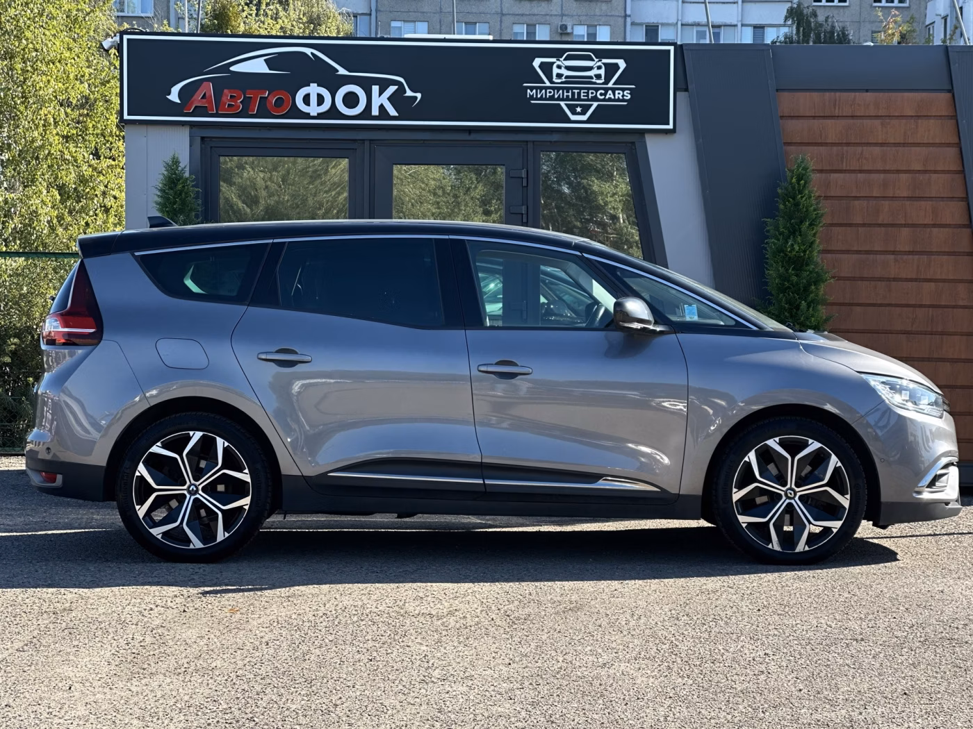 Renault Grand Scenic фото 2