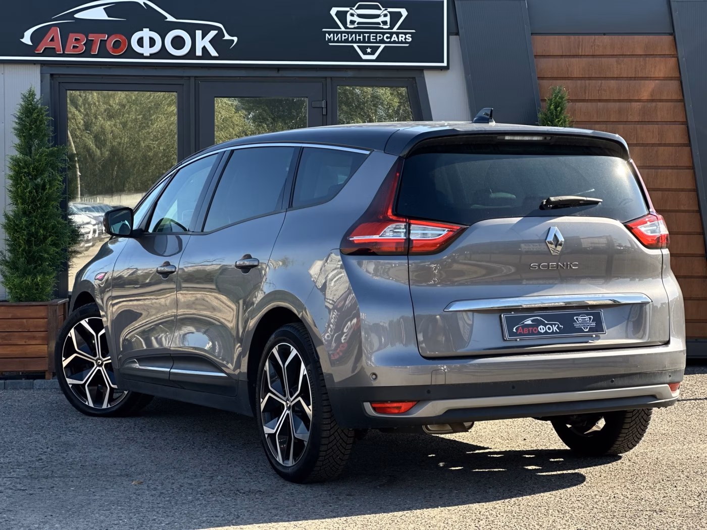 Renault Grand Scenic фото 5