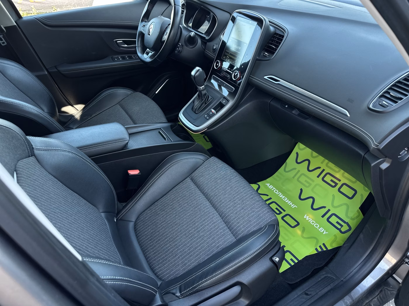 Renault Grand Scenic фото 13