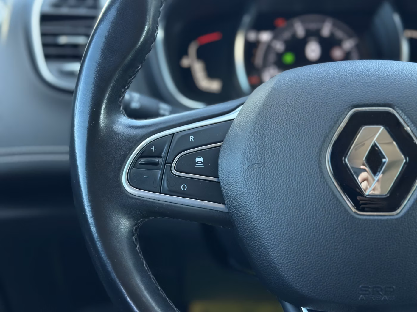 Renault Grand Scenic фото 15