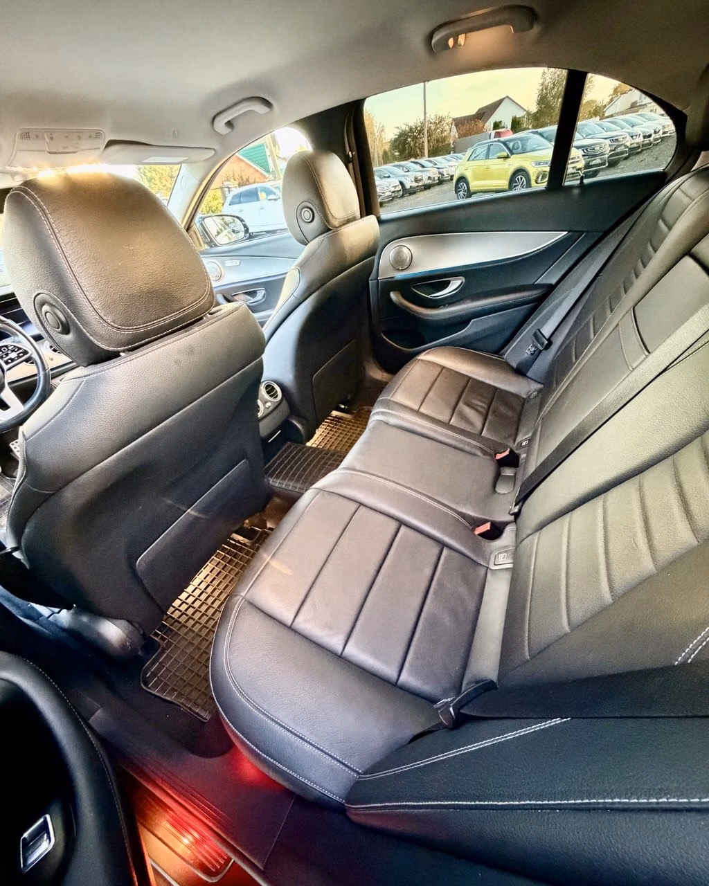 Mercedes-Benz E-Класс фото 9