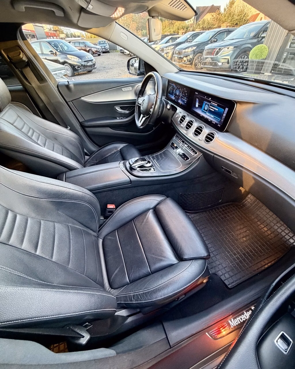 Mercedes-Benz E-Класс фото 10