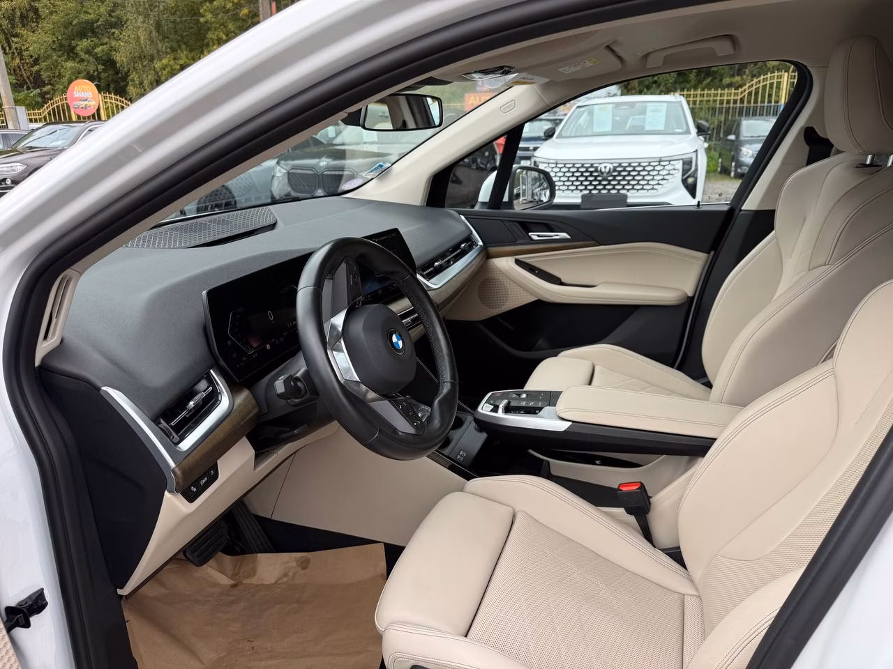 BMW 2 серия Active Tourer фото 8