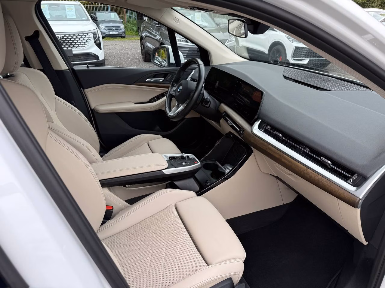 BMW 2 серия Active Tourer фото 9