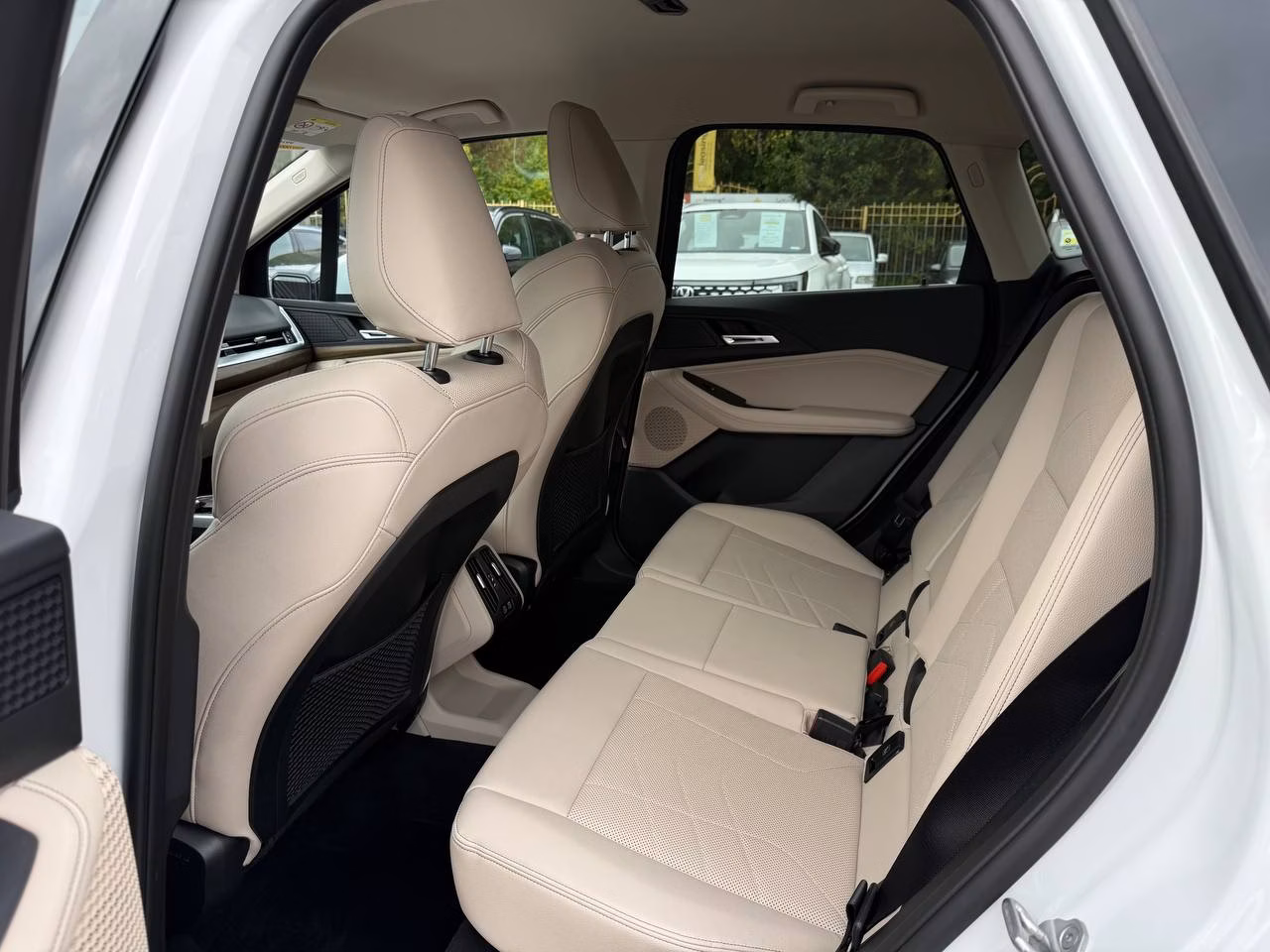 BMW 2 серия Active Tourer фото 10