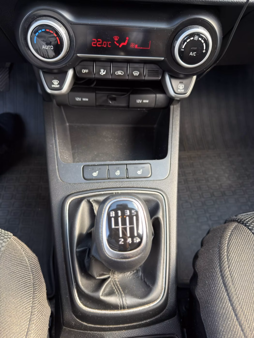 Kia Rio фото 9
