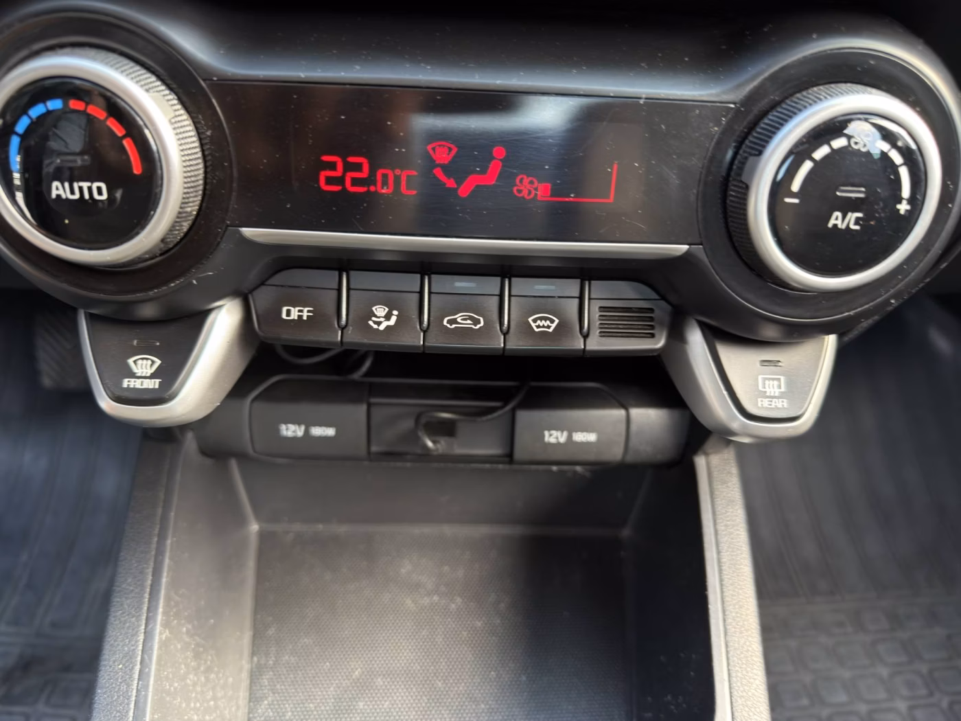 Kia Rio фото 10