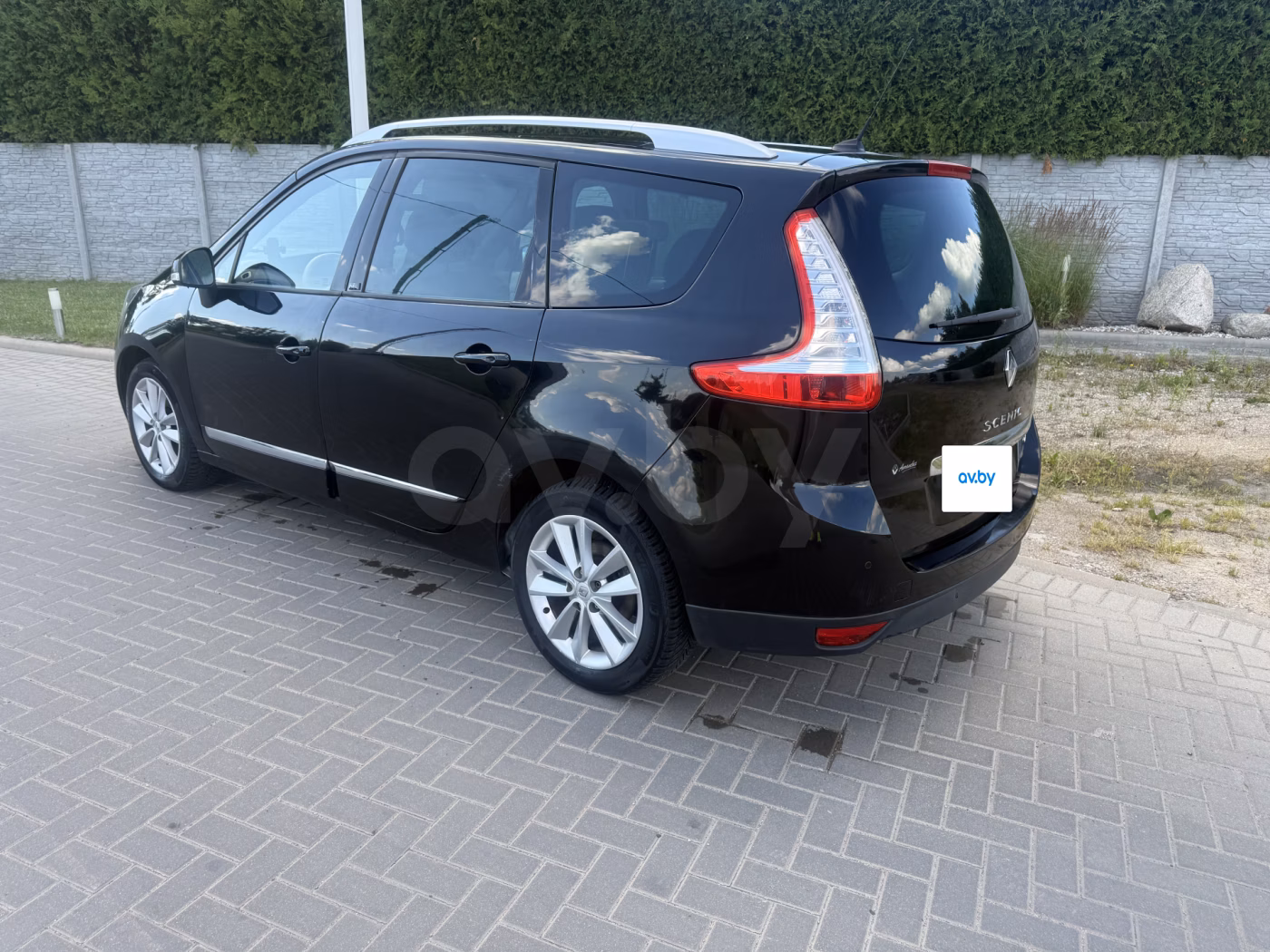 Renault Grand Scenic фото 9