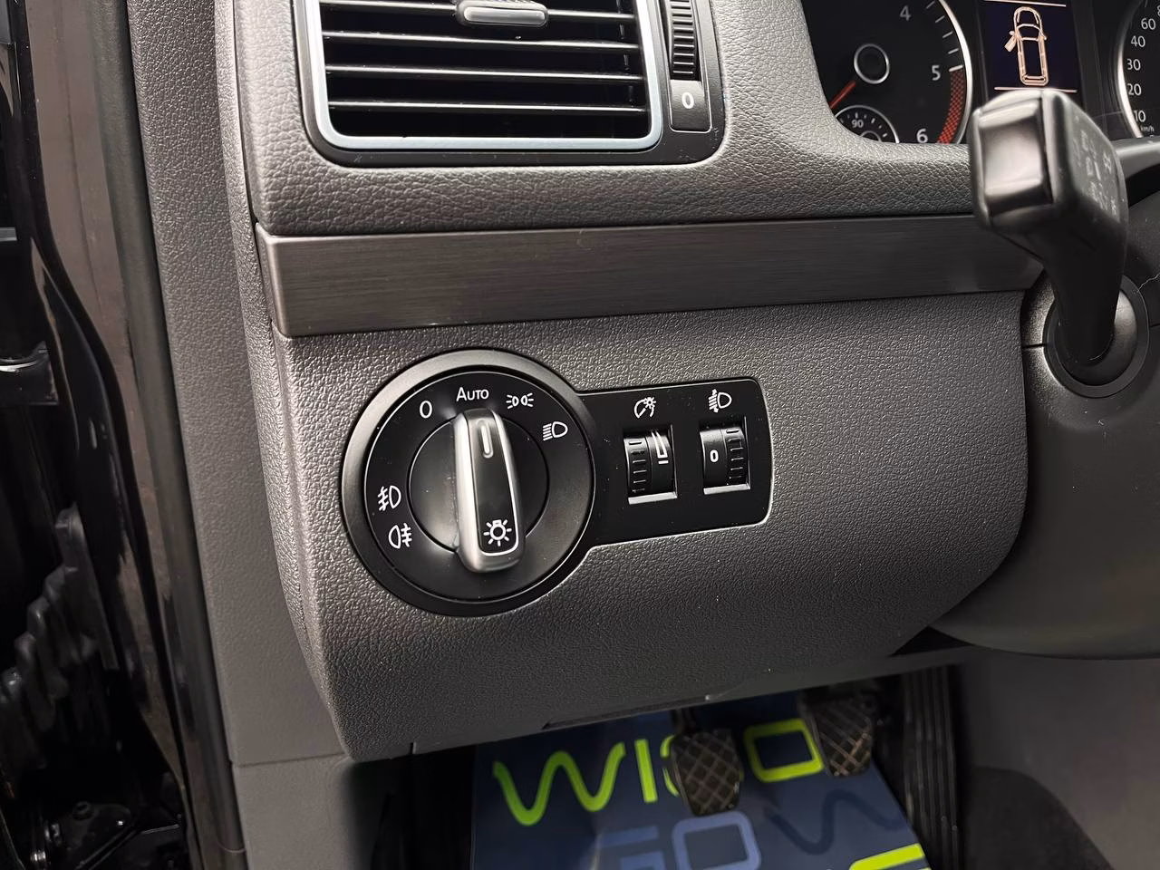 Volkswagen Touran фото 11