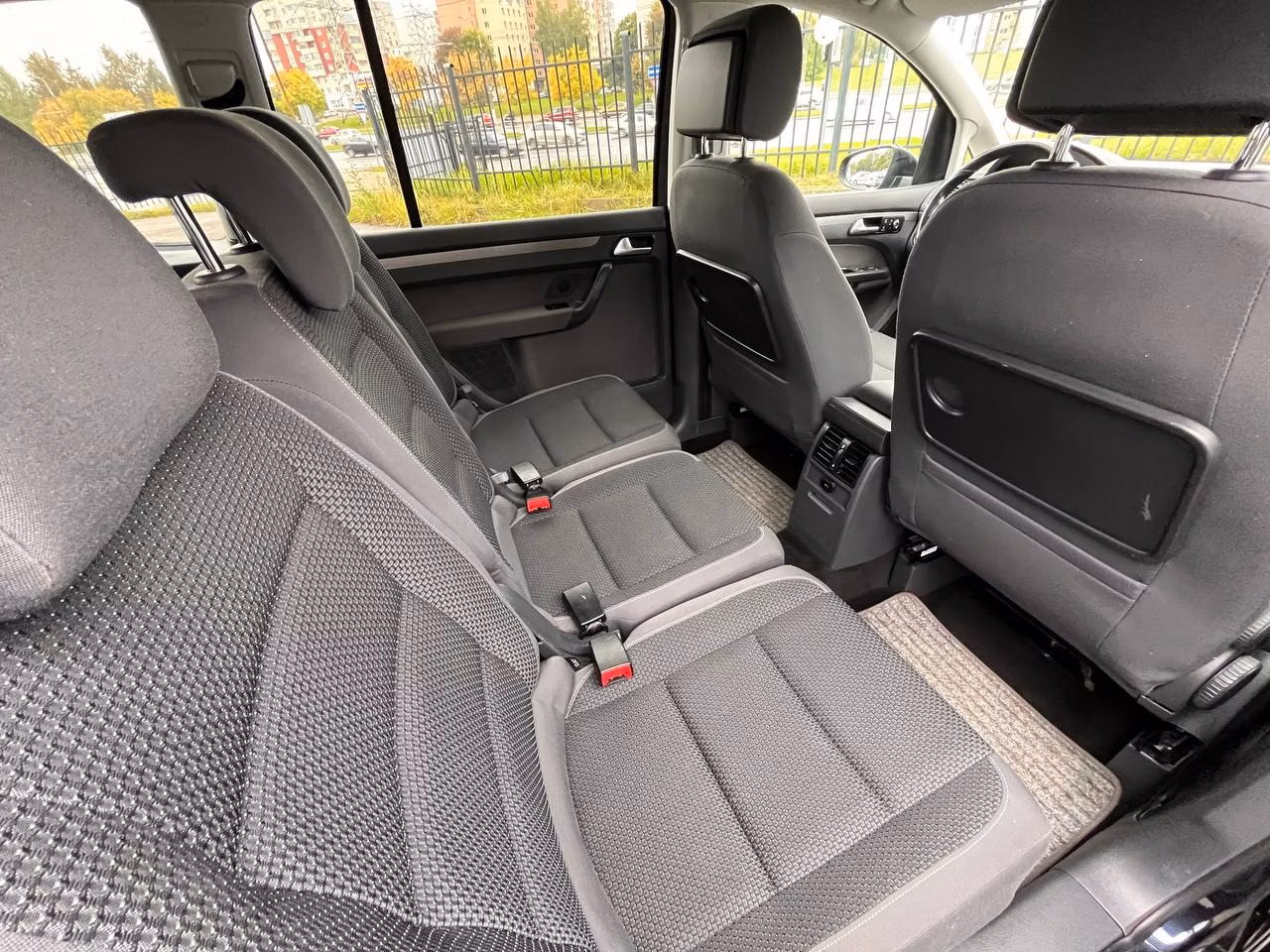 Volkswagen Touran фото 18