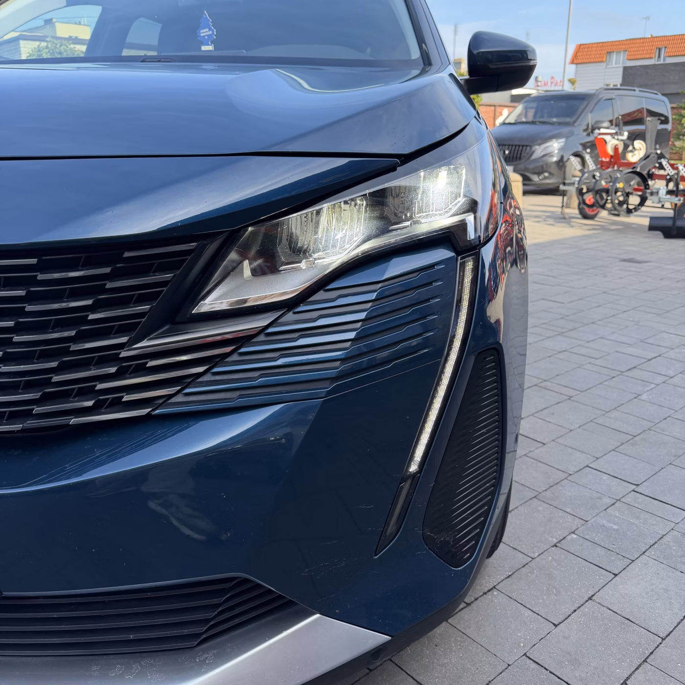 Peugeot 5008 фото 9