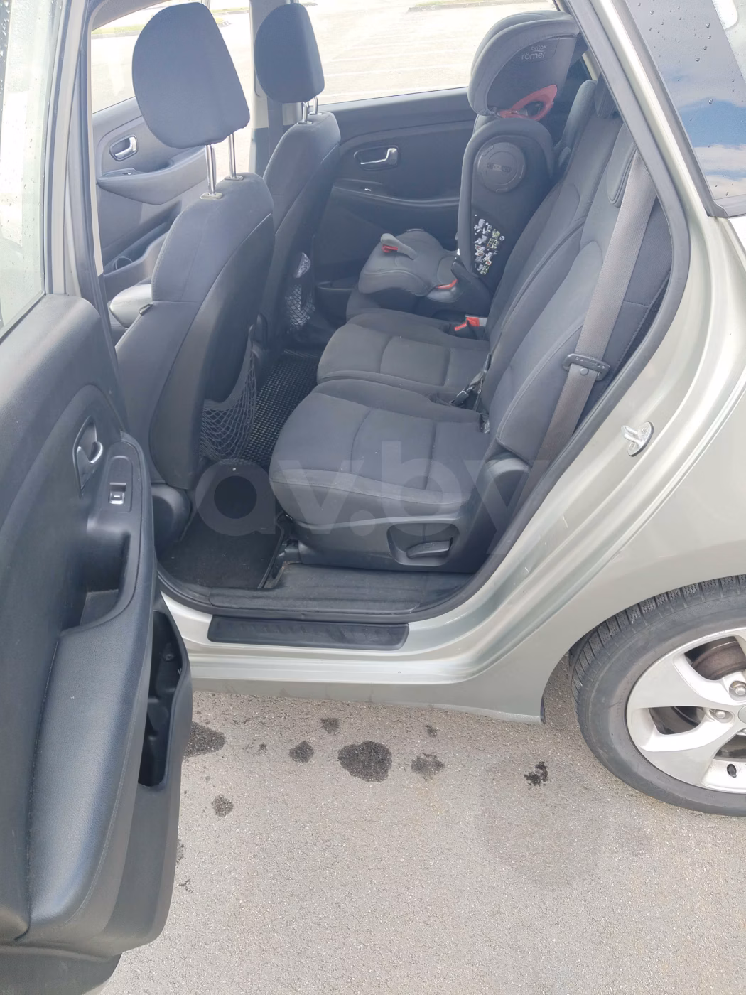 Kia Carens фото 8