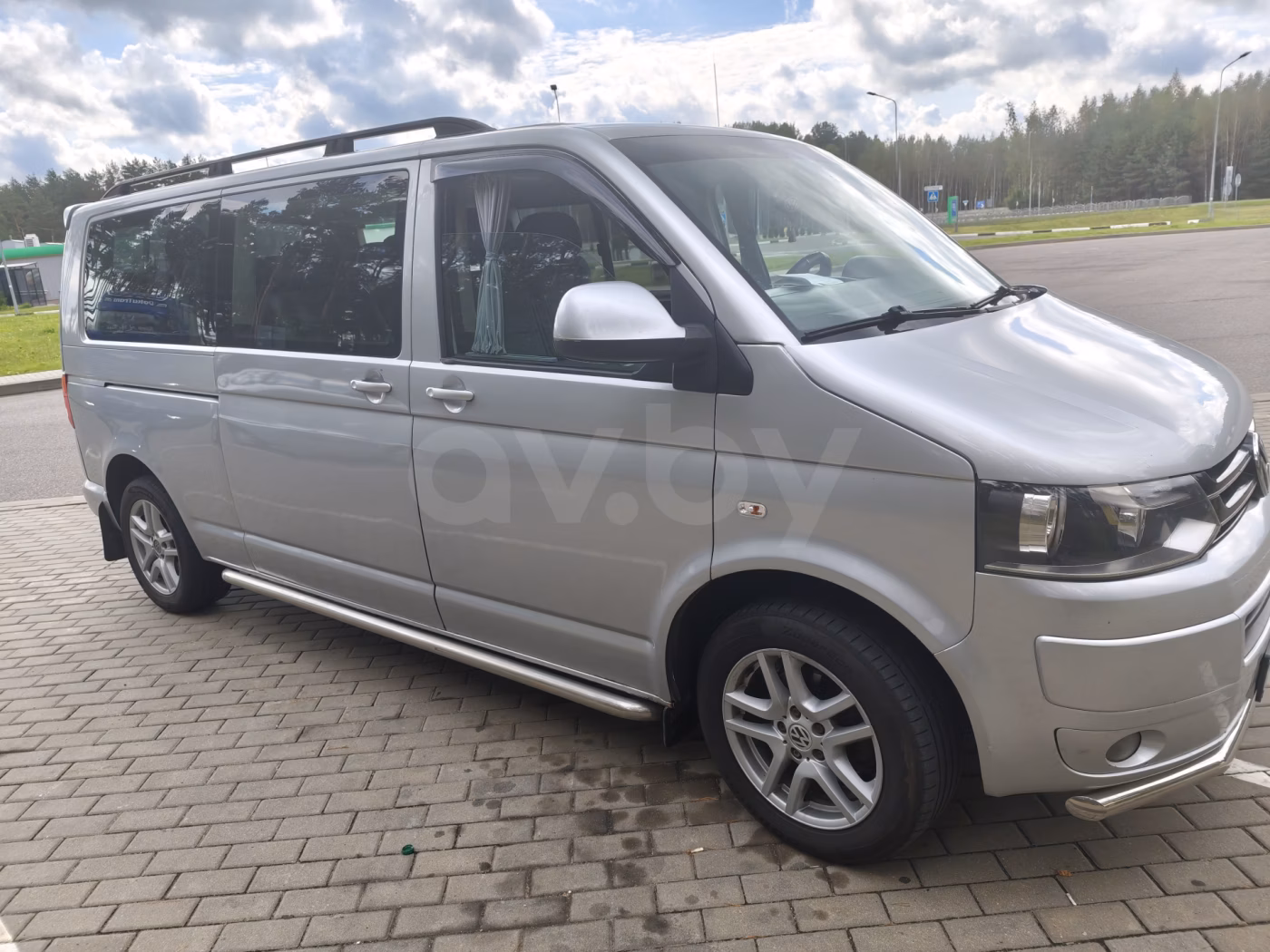 Volkswagen Caravelle фото 3