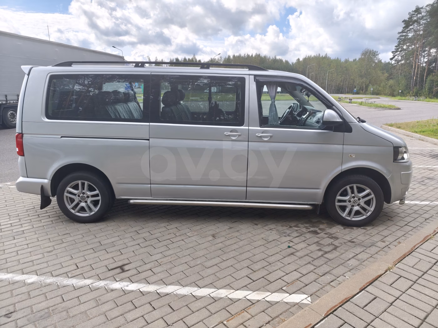 Volkswagen Caravelle фото 4