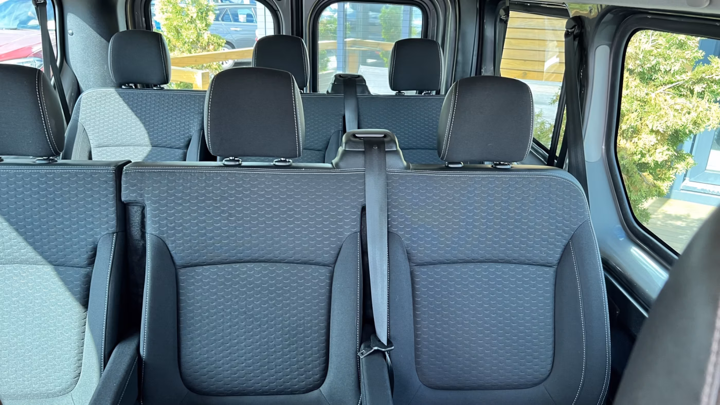 Opel Vivaro фото 16