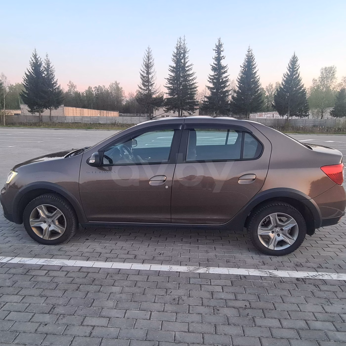 Renault Logan Stepway фото 3