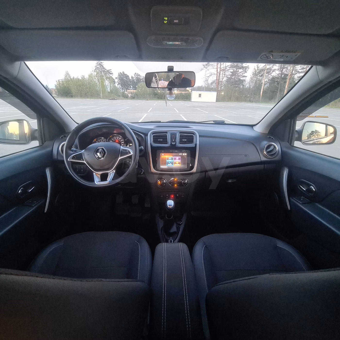 Renault Logan Stepway фото 6