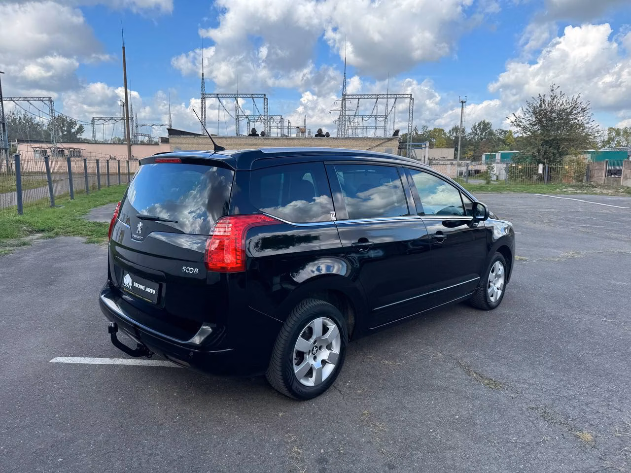 Peugeot 5008 фото 5