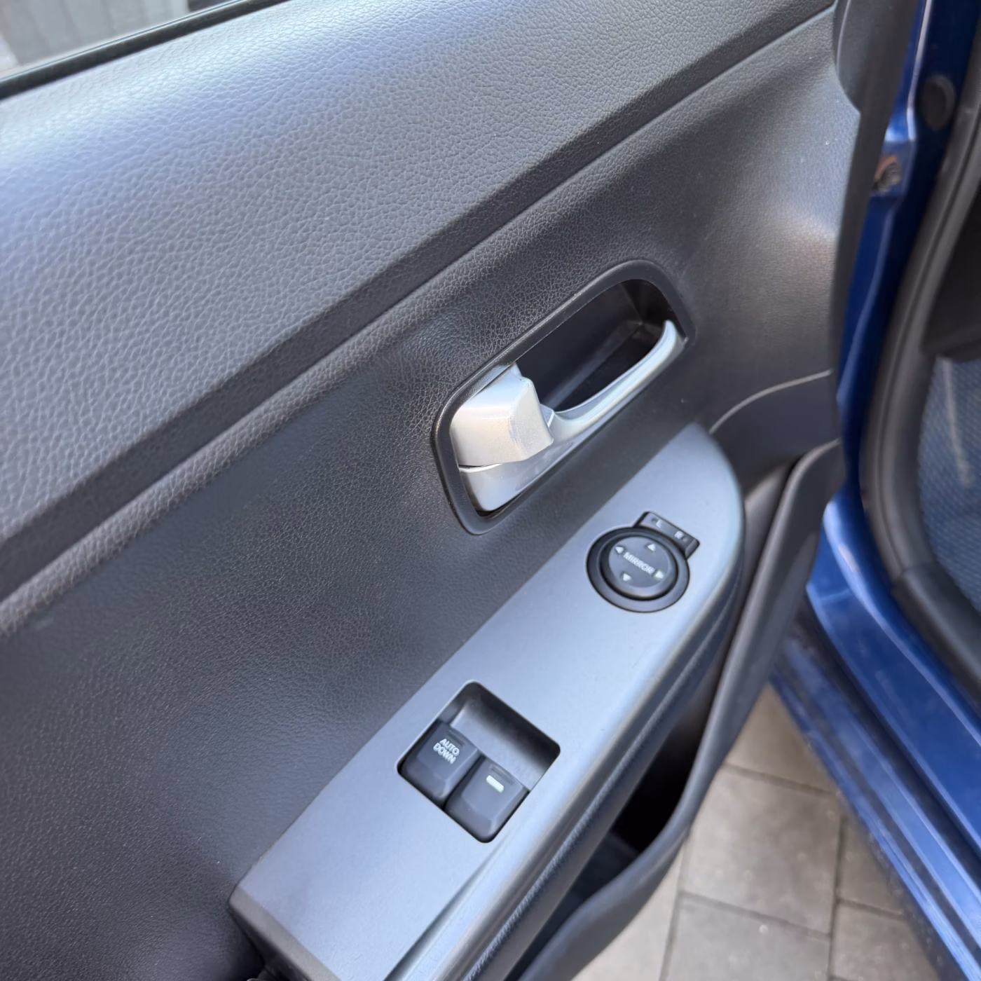 Kia Rio фото 9