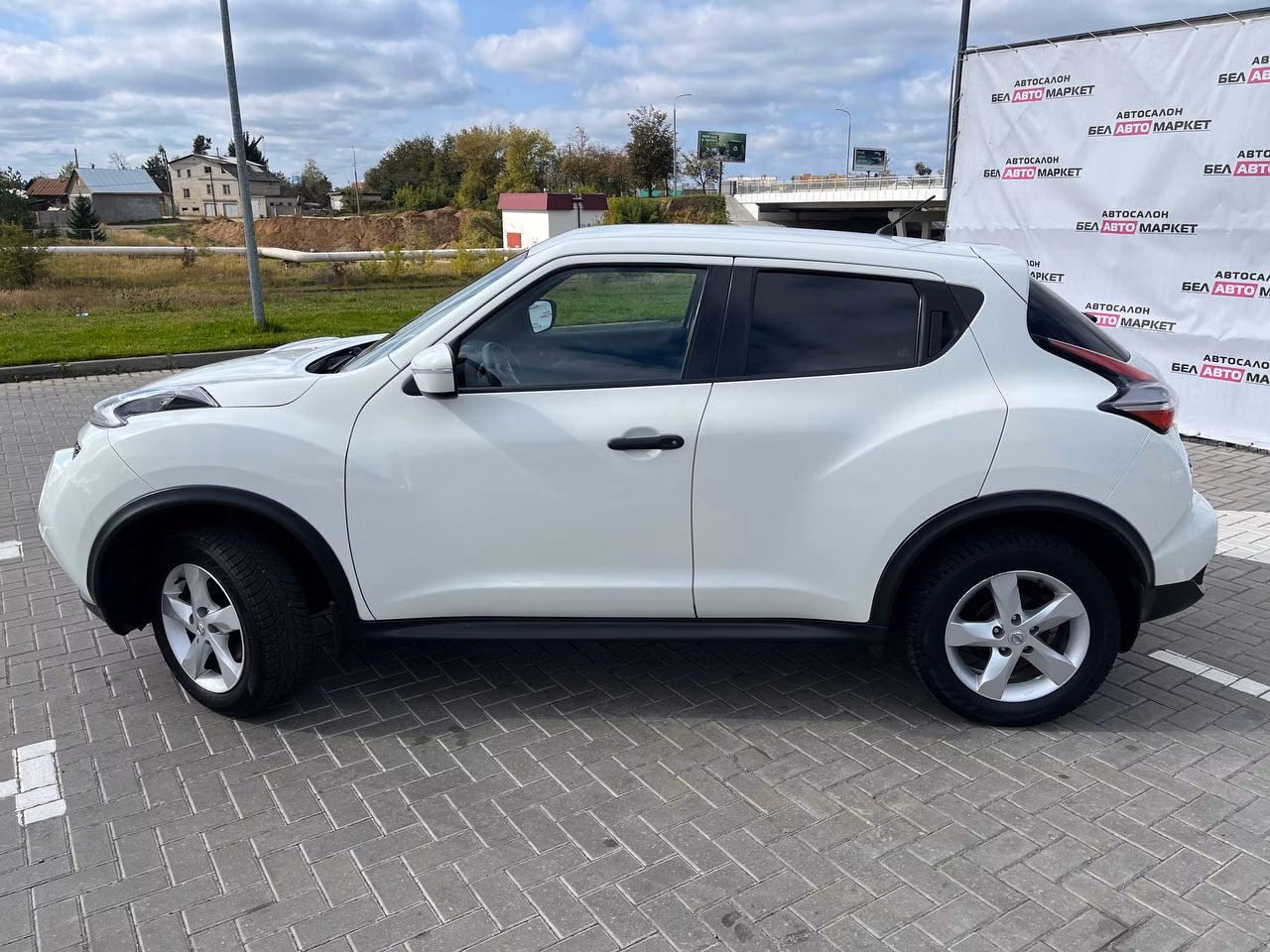 Nissan Juke фото 8