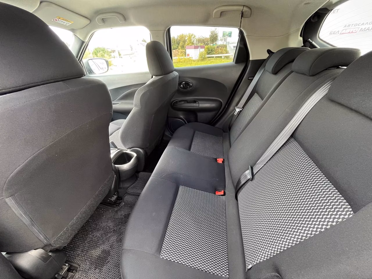 Nissan Juke фото 17