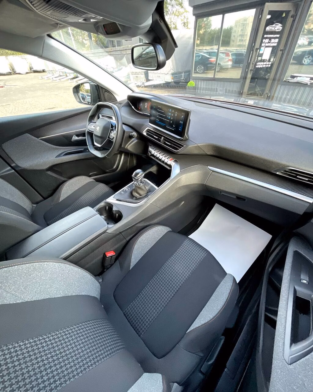 Peugeot 3008 фото 11