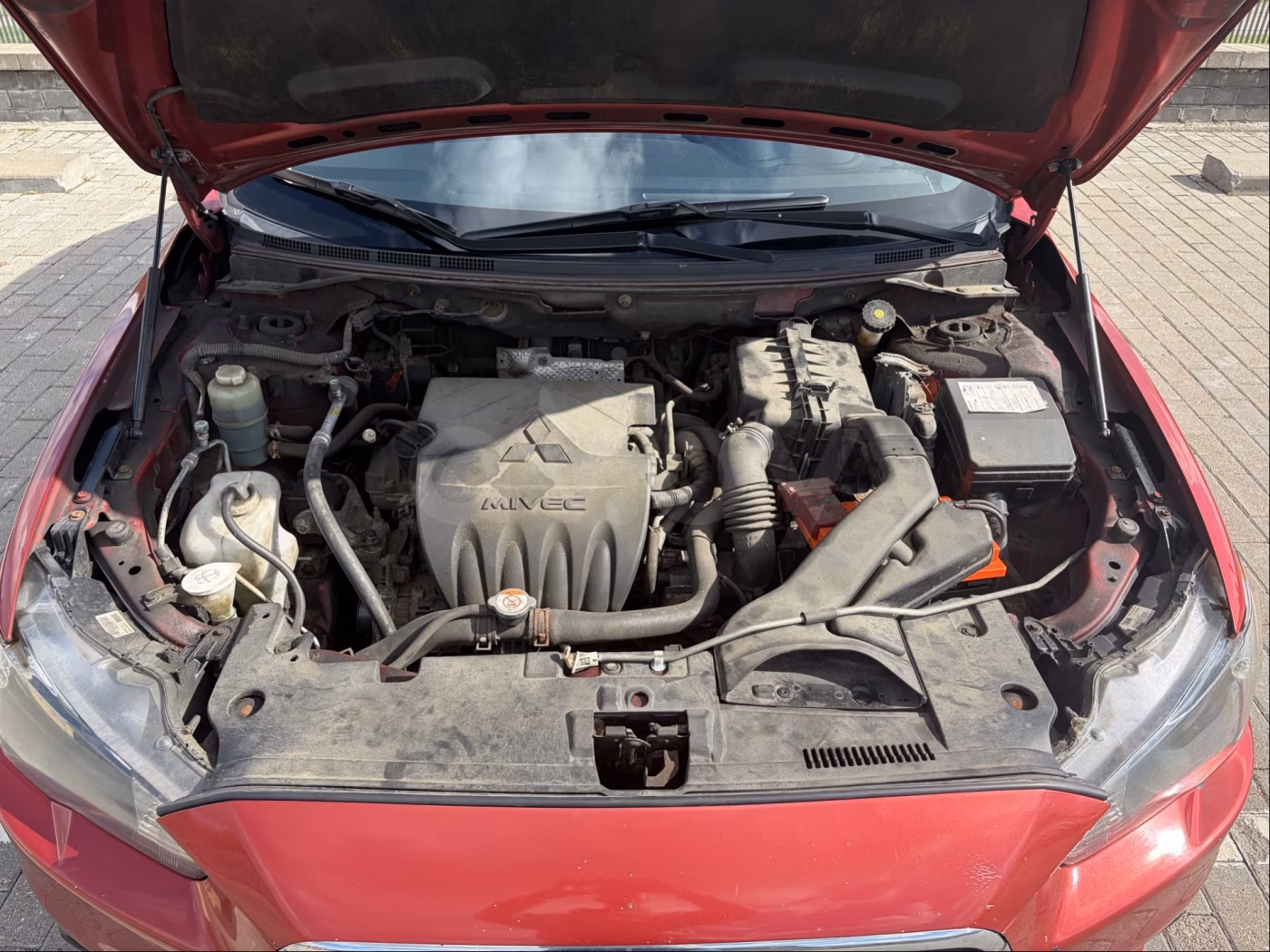 Mitsubishi Lancer фото 8