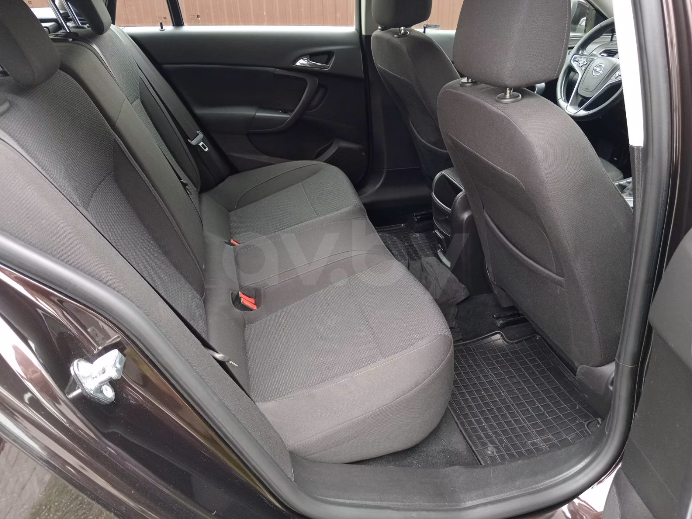 Opel Insignia фото 10