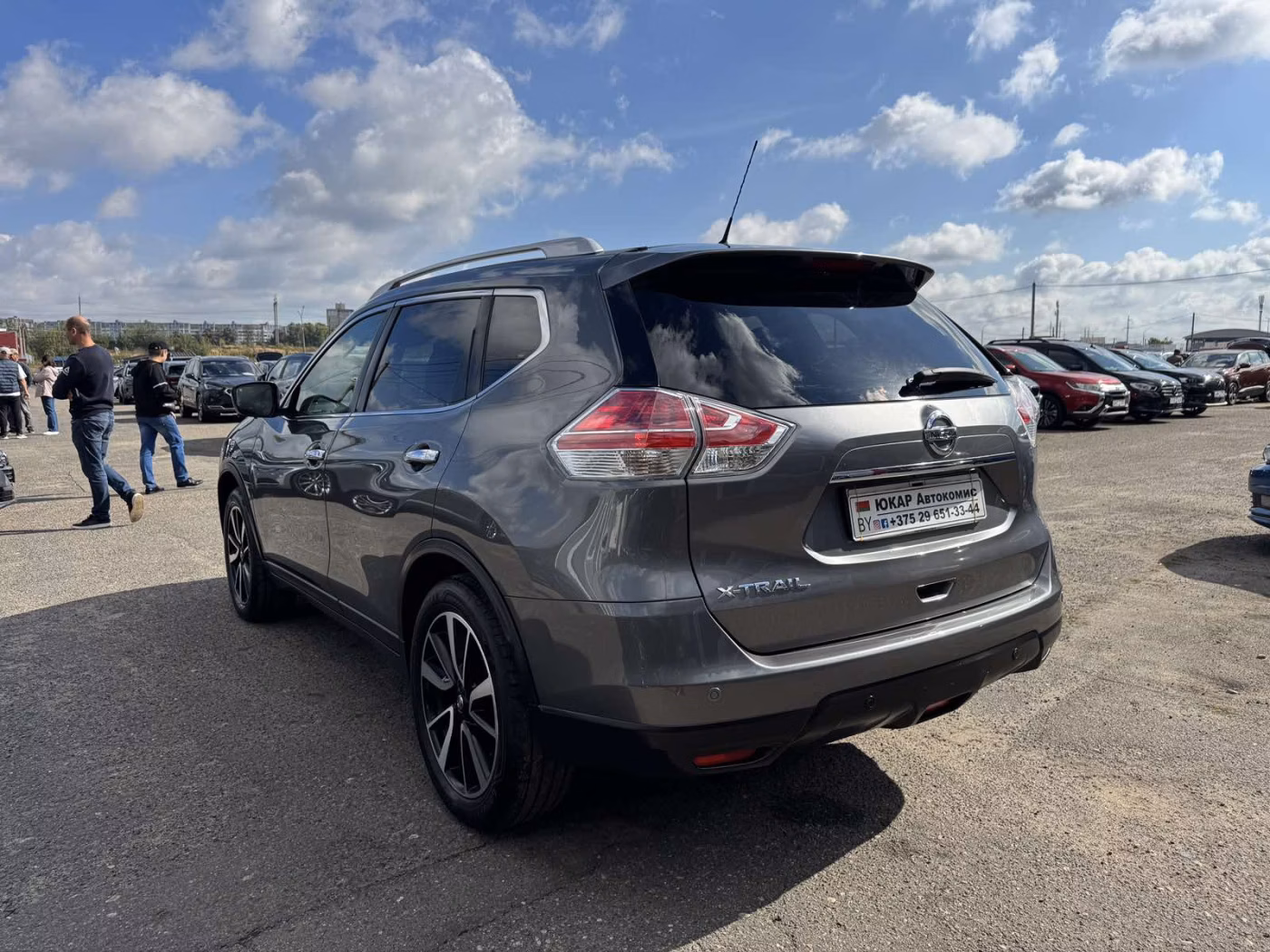 Nissan X-Trail фото 8