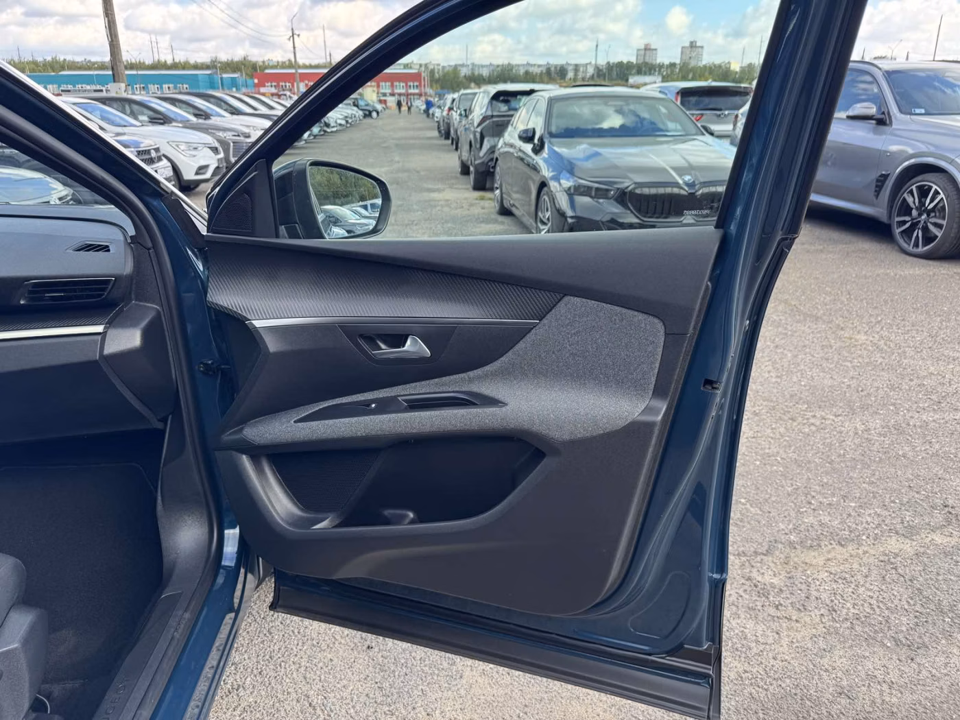 Peugeot 5008 фото 14