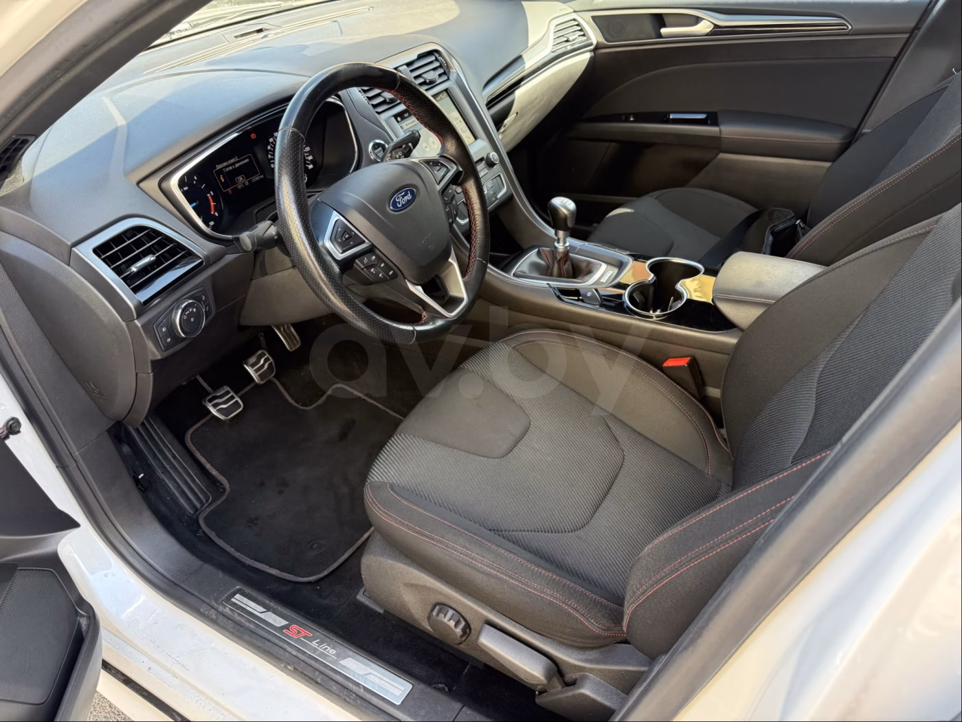 Ford Mondeo фото 8