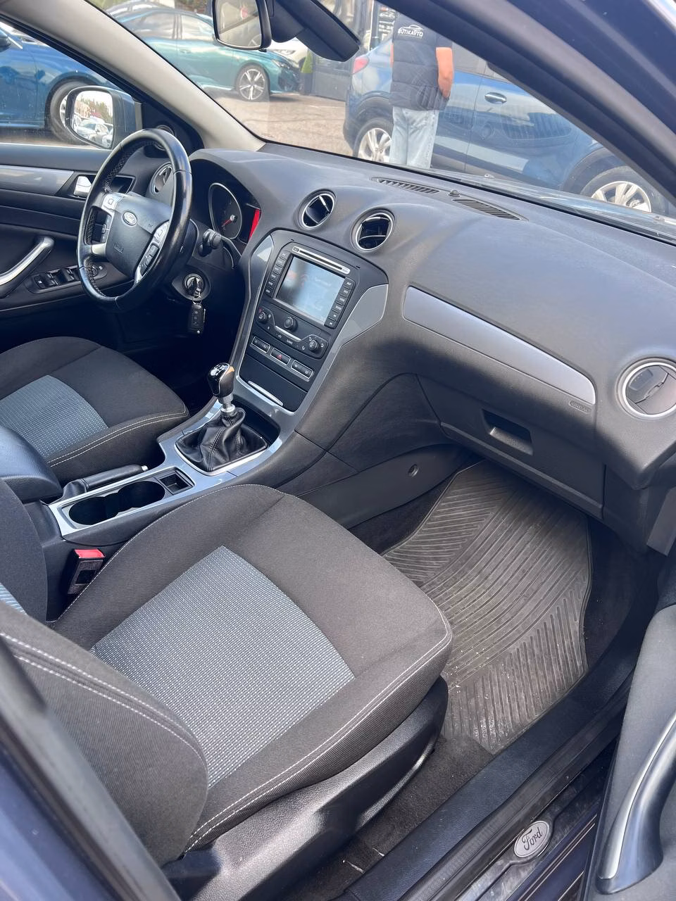 Ford Mondeo фото 14