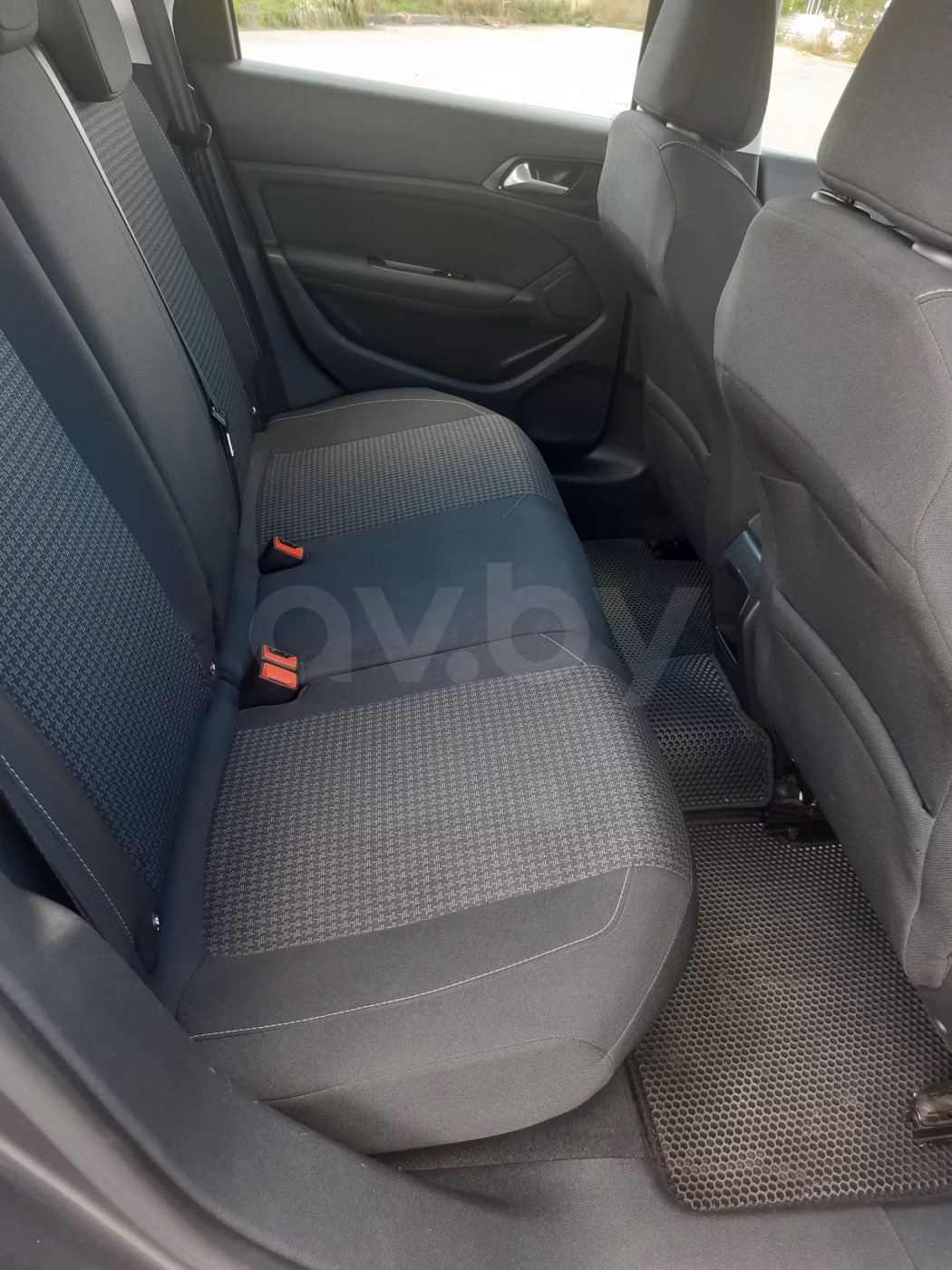 Peugeot 308 фото 6