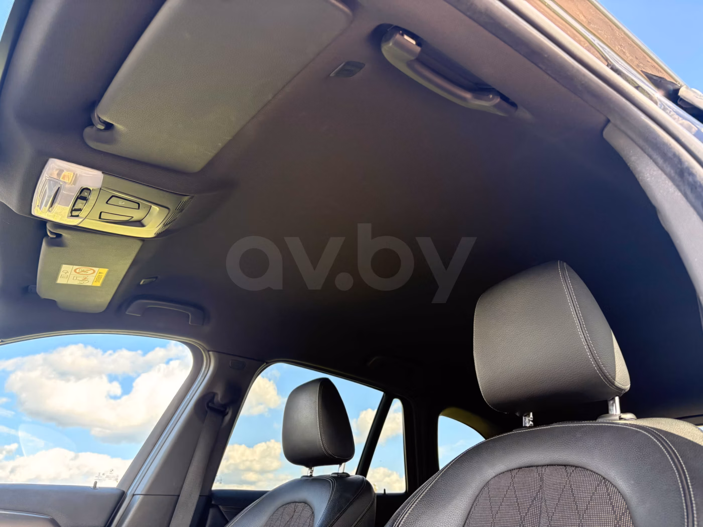 BMW X1 фото 2