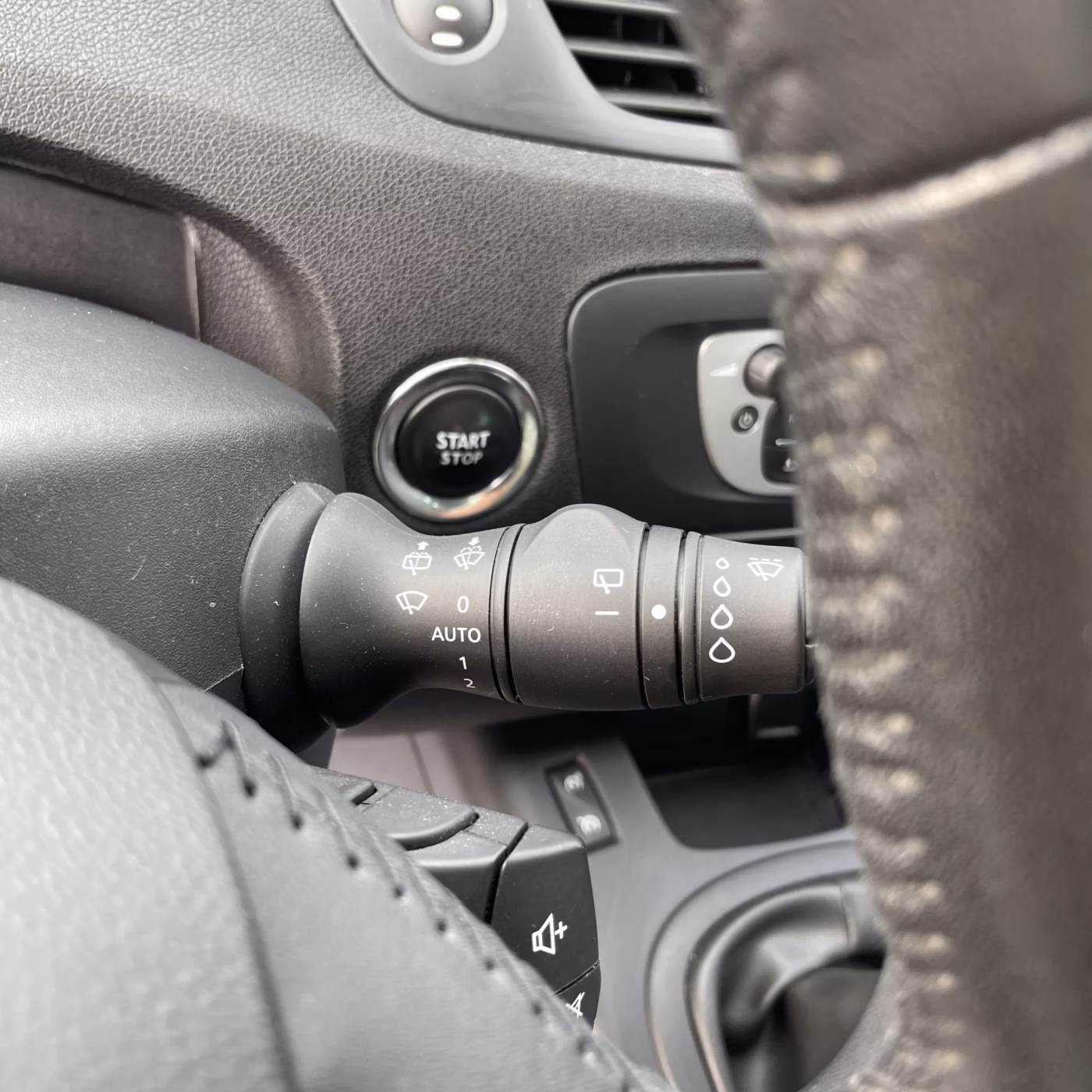 Renault Grand Scenic фото 16