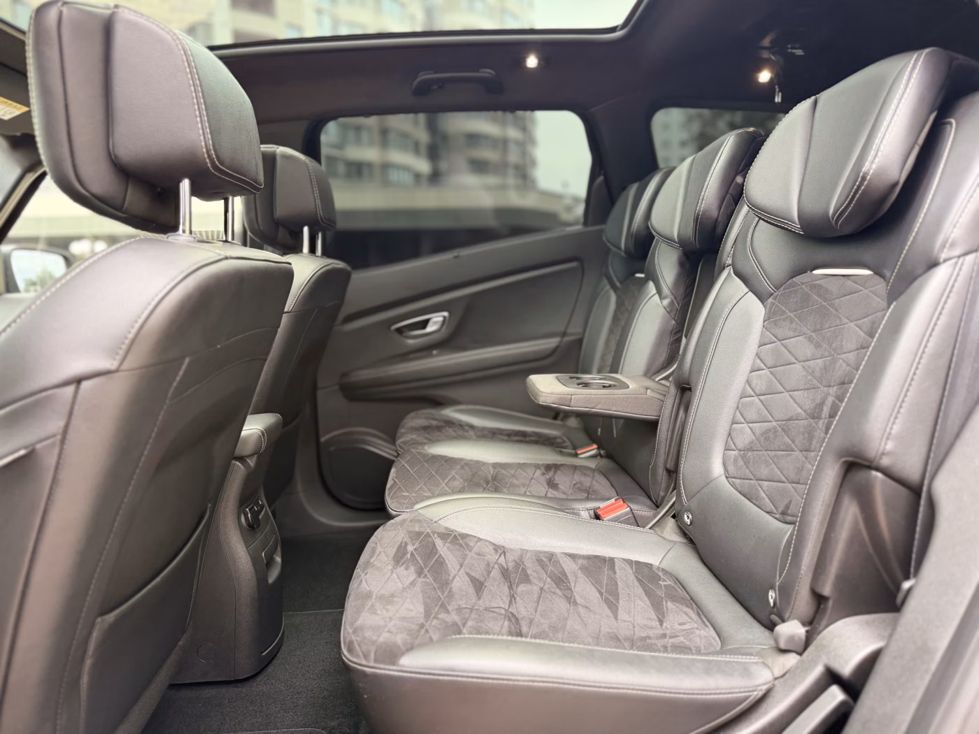 Renault Scenic фото 16