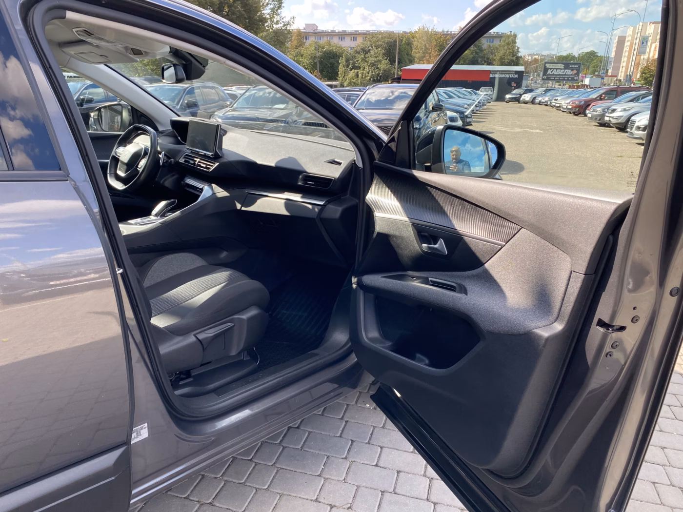 Peugeot 5008 фото 9