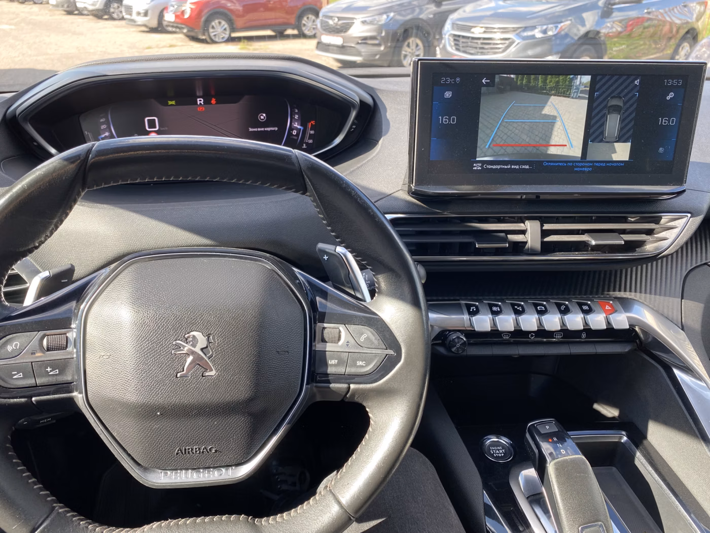Peugeot 5008 фото 17