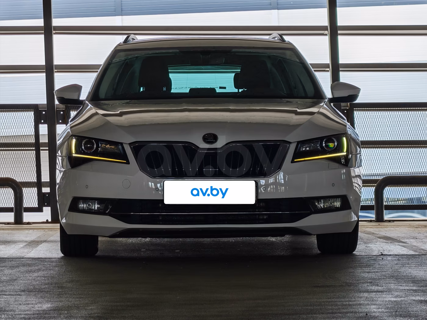 Skoda Superb фото 2