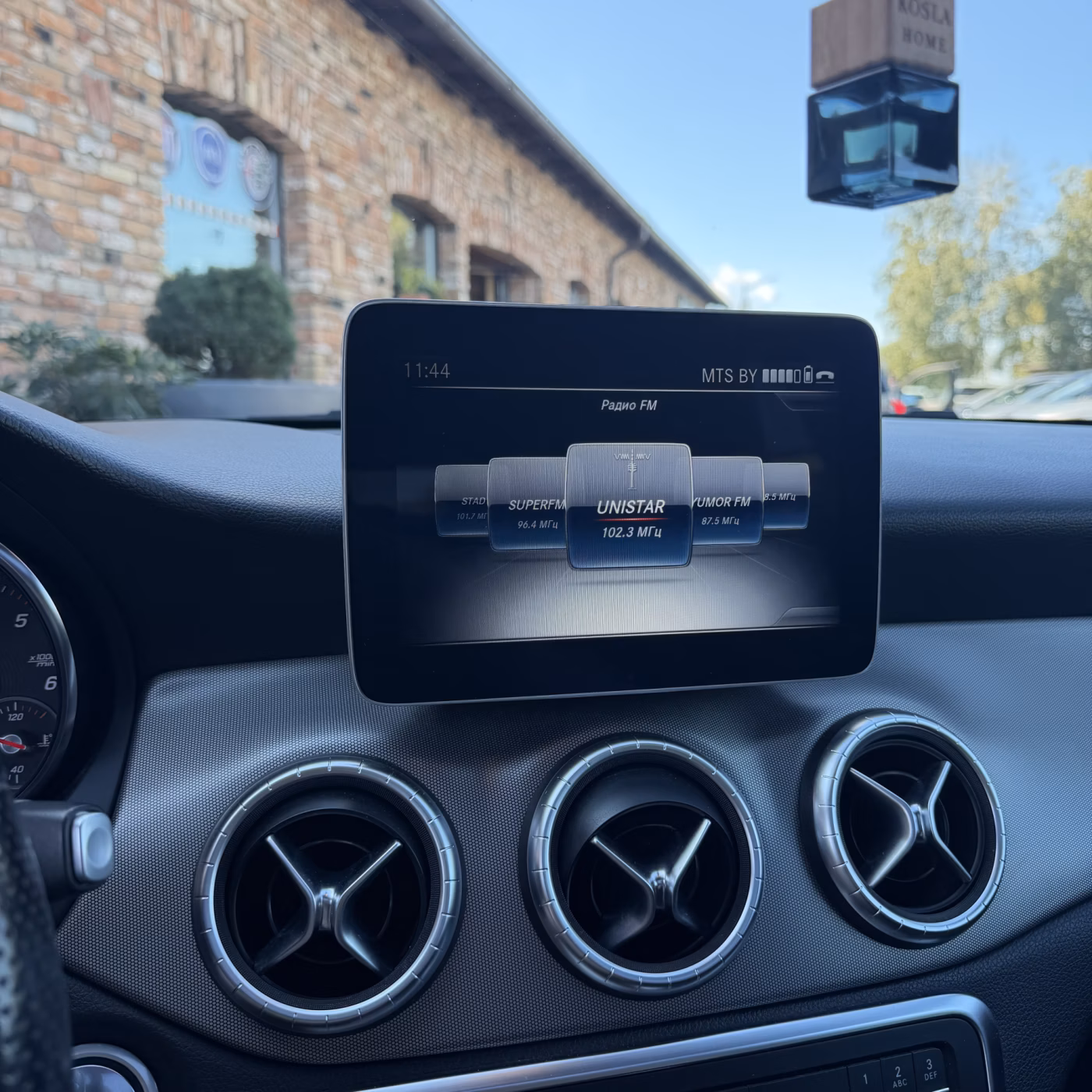 Mercedes-Benz CLA фото 14