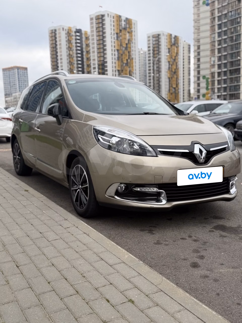 Renault Grand Scenic фото 4