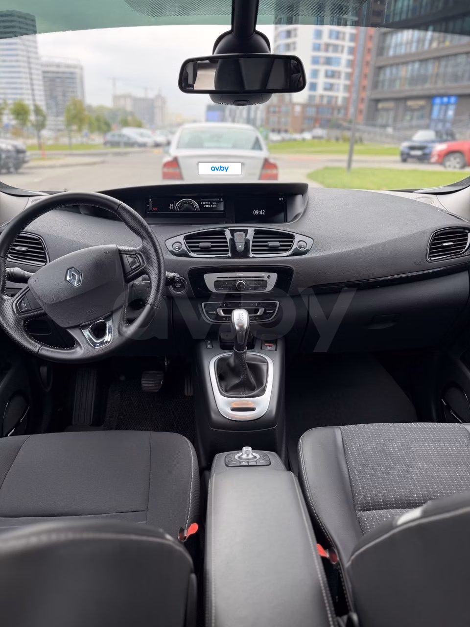 Renault Grand Scenic фото 5