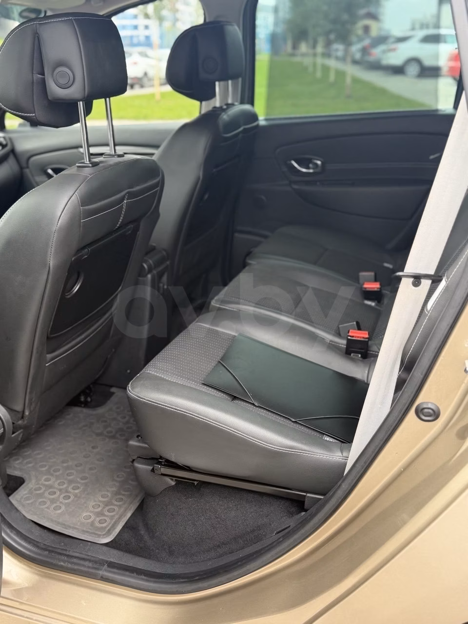 Renault Grand Scenic фото 9