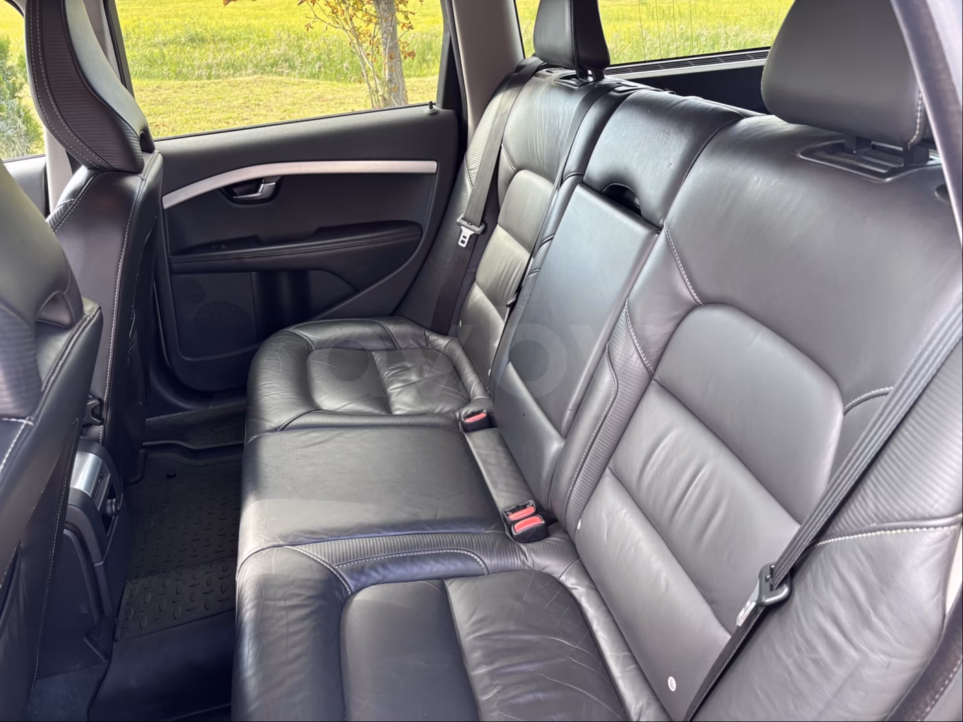 Volvo V70 фото 15