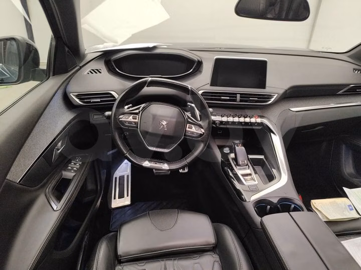 Peugeot 5008 фото 8