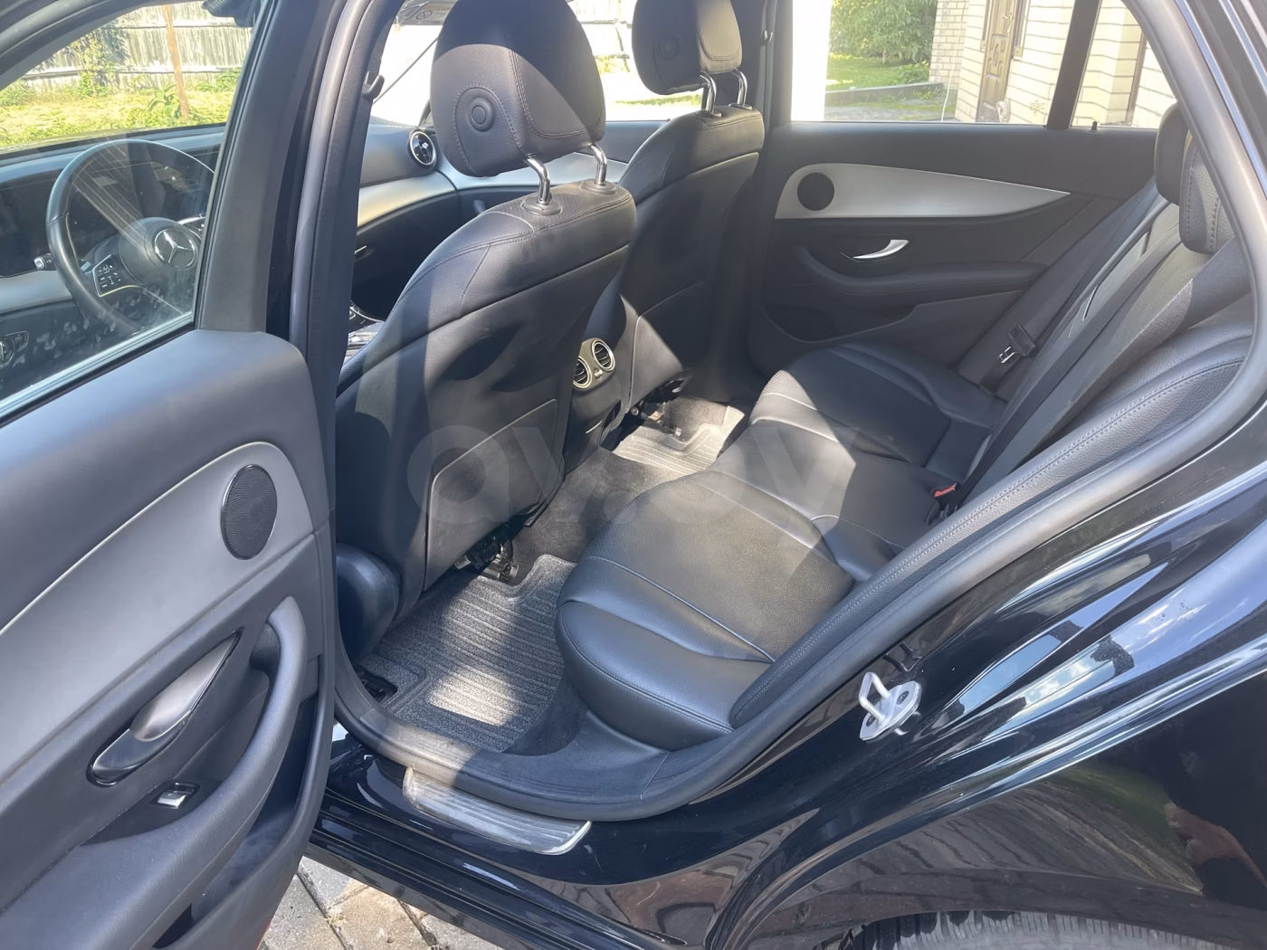 Mercedes-Benz E-Класс фото 5