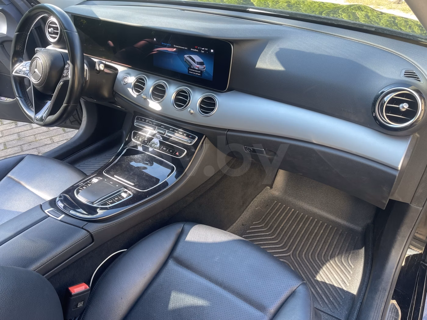 Mercedes-Benz E-Класс фото 10