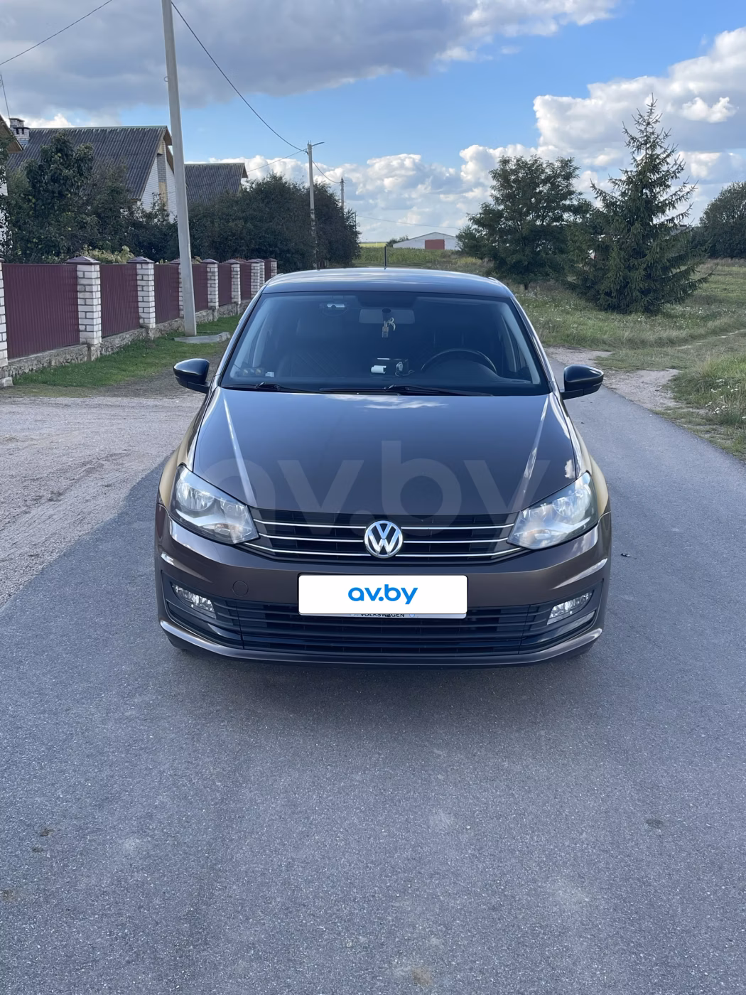 Volkswagen Polo Sedan фото 7