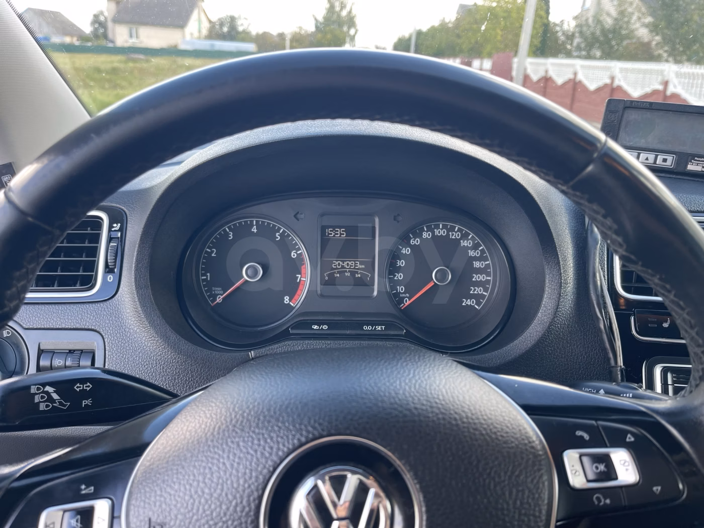 Volkswagen Polo Sedan фото 9