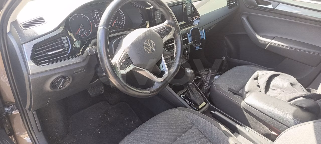 Volkswagen Polo Sedan фото 15